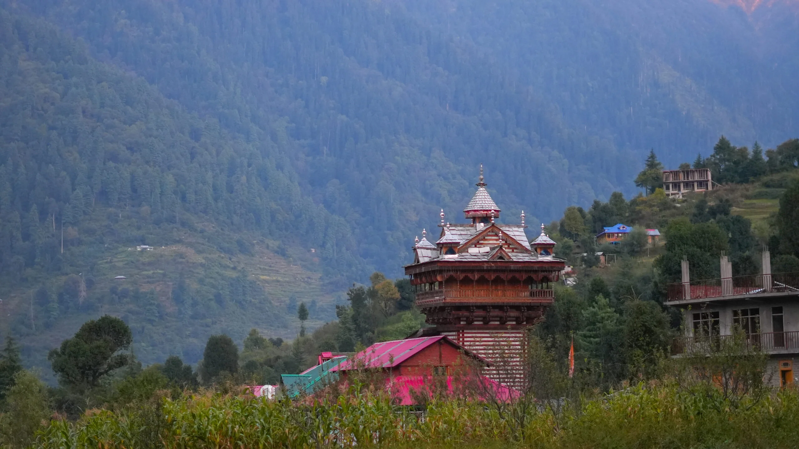 Sunset over the Seraj Valley