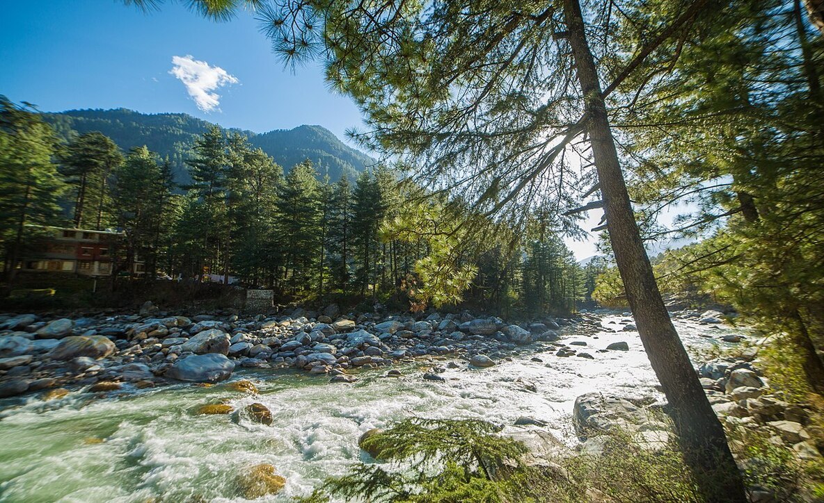 Kheerganga hot springs